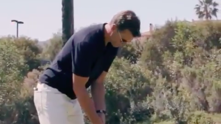 Golf fans react as Tom Brady holes three MONSTER PUTTS ahead of The Match
